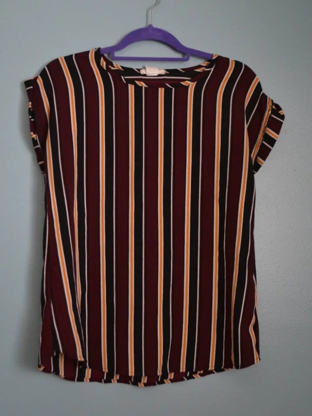 Maroon & Gold Striped Tee MARCI size small